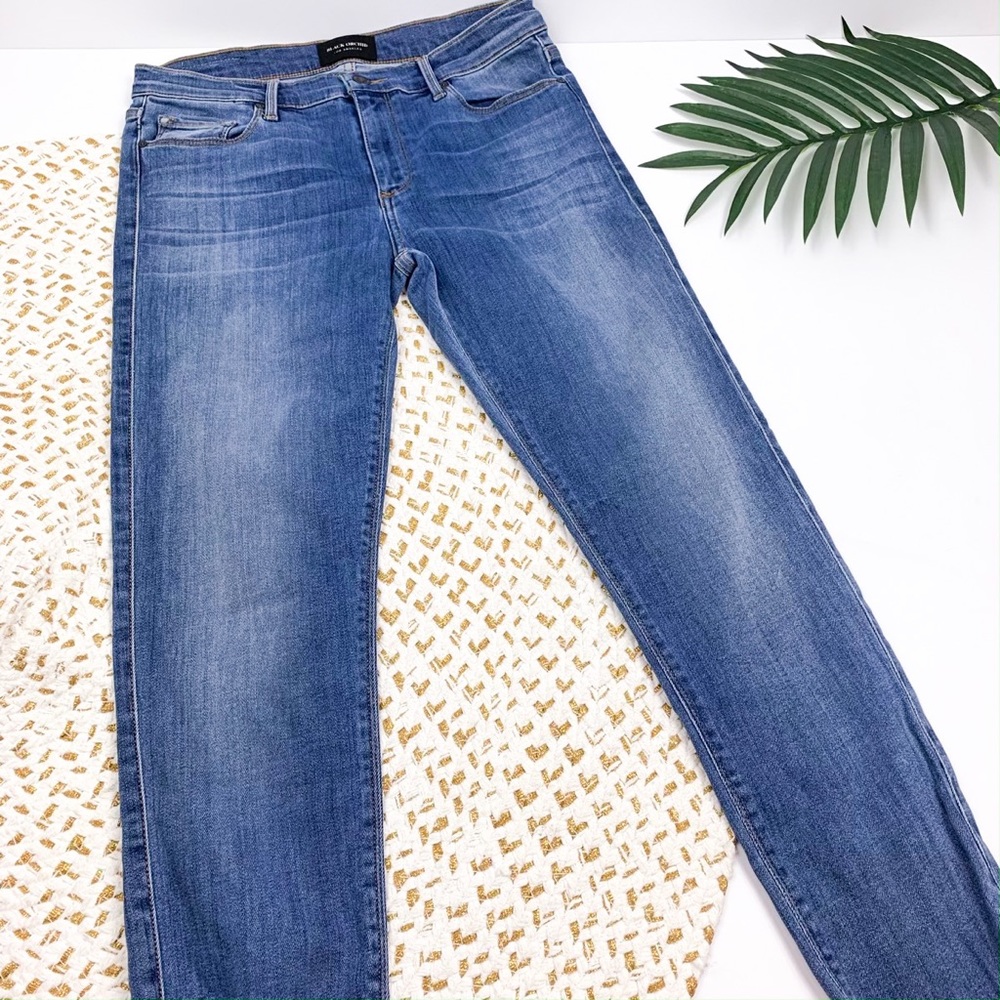 Black Orchid Amber Zipper Skinny Suspicious Jeans - Picture 5 of 8